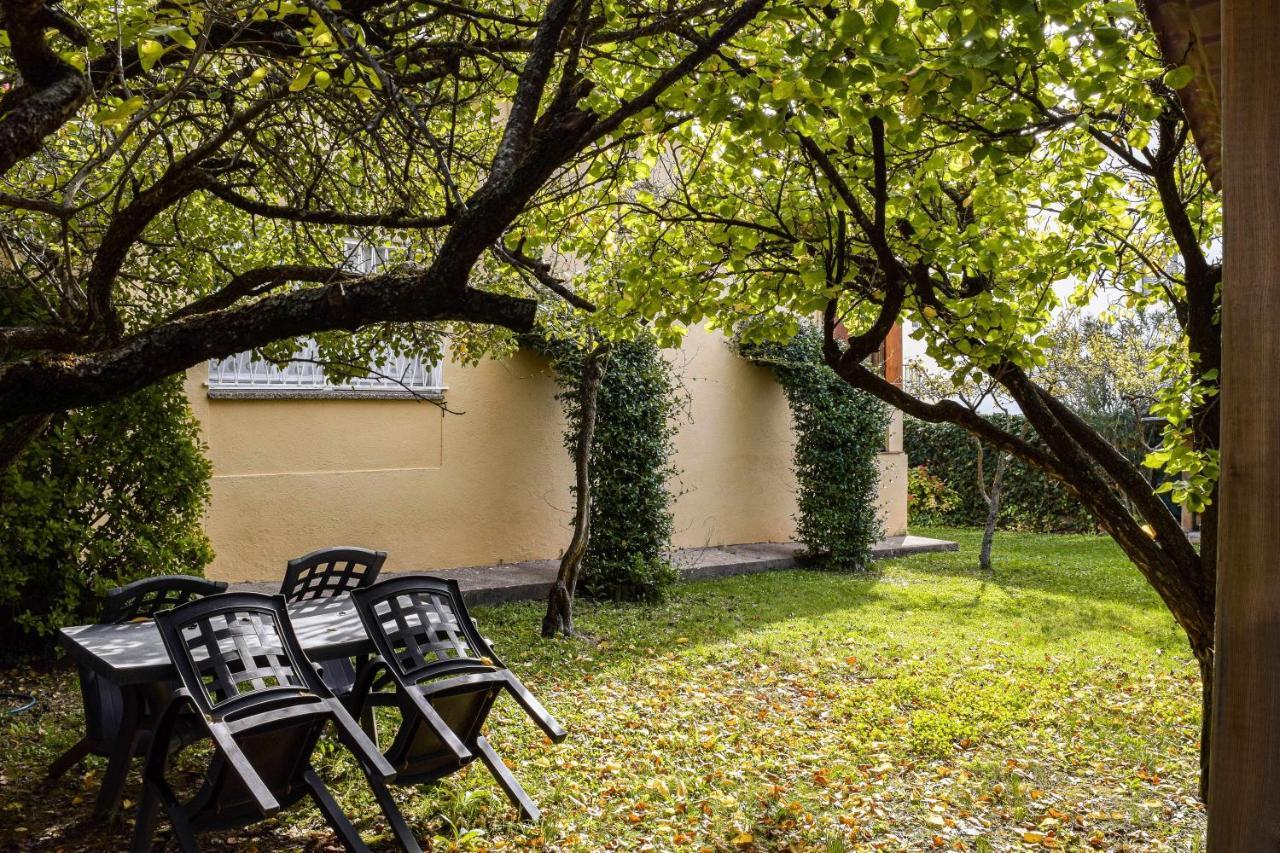 Can Camps Besalu Casa Planta Baja Con Jardin Exteriör bild