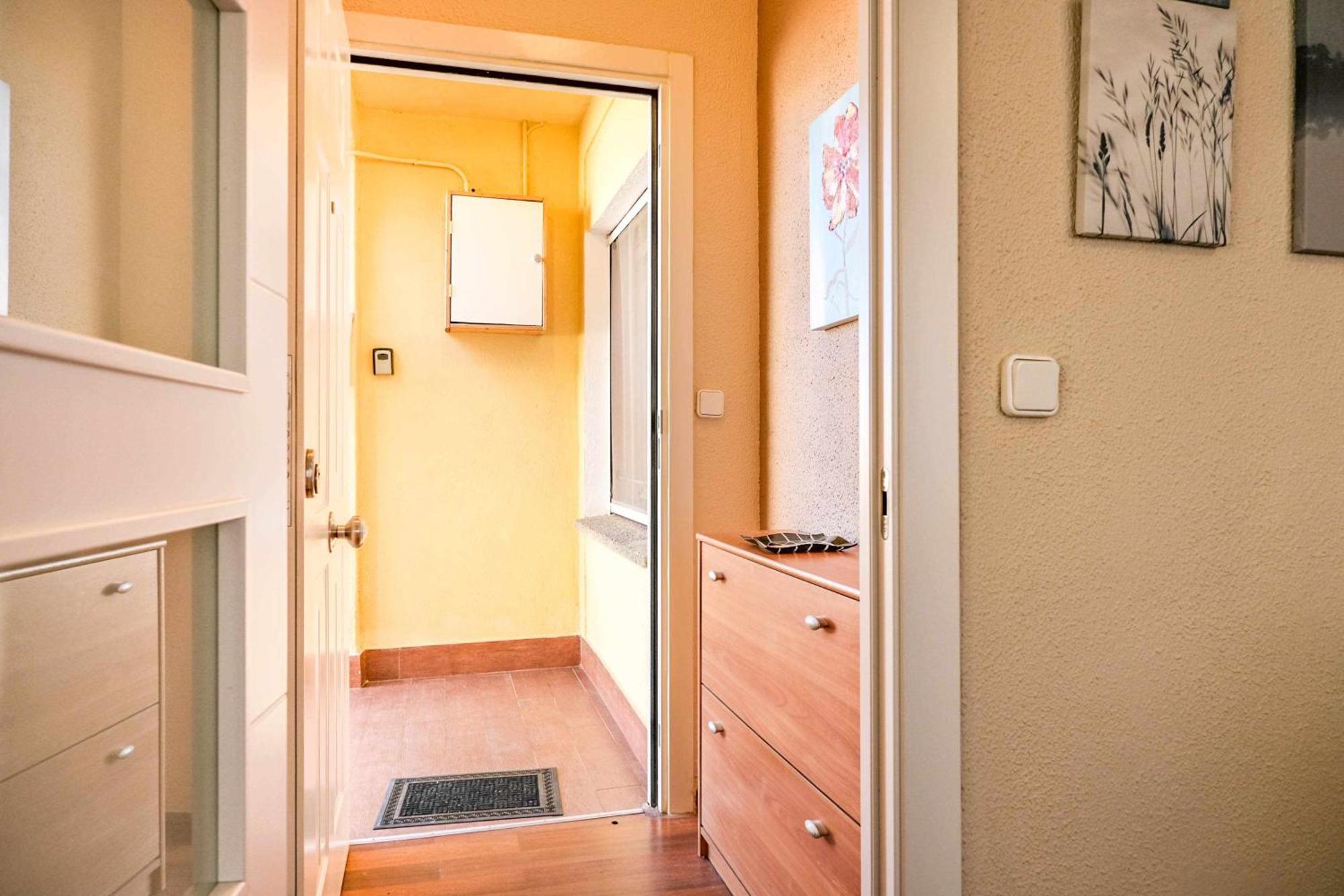 Can Camps Besalu Casa Planta Baja Con Jardin Exteriör bild